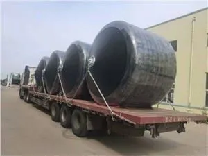 Defensa d'escuma per a l'atracada de vaixell a vaixell