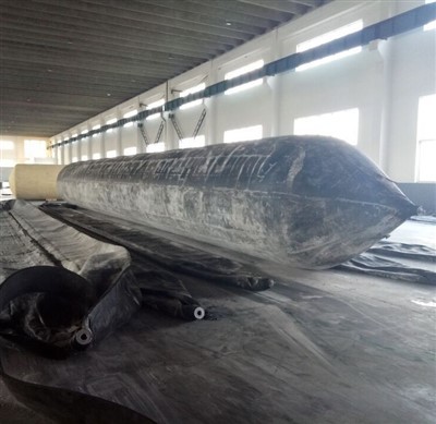 Bosses d'aire marins d'1,8 m X 12 m per a llançament de barcasses