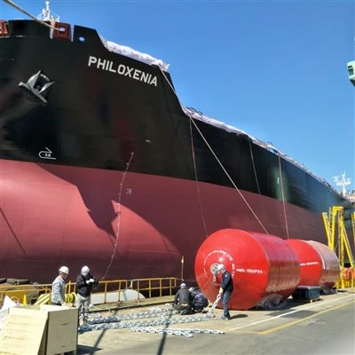 Protecció inigualable amb defenses plenes d’escuma per a aplicacions marines i industrials